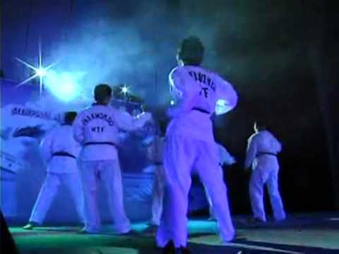 美中文娱晚会2004跆拳道表演：跆拳之舞(Teakwondo Performance)