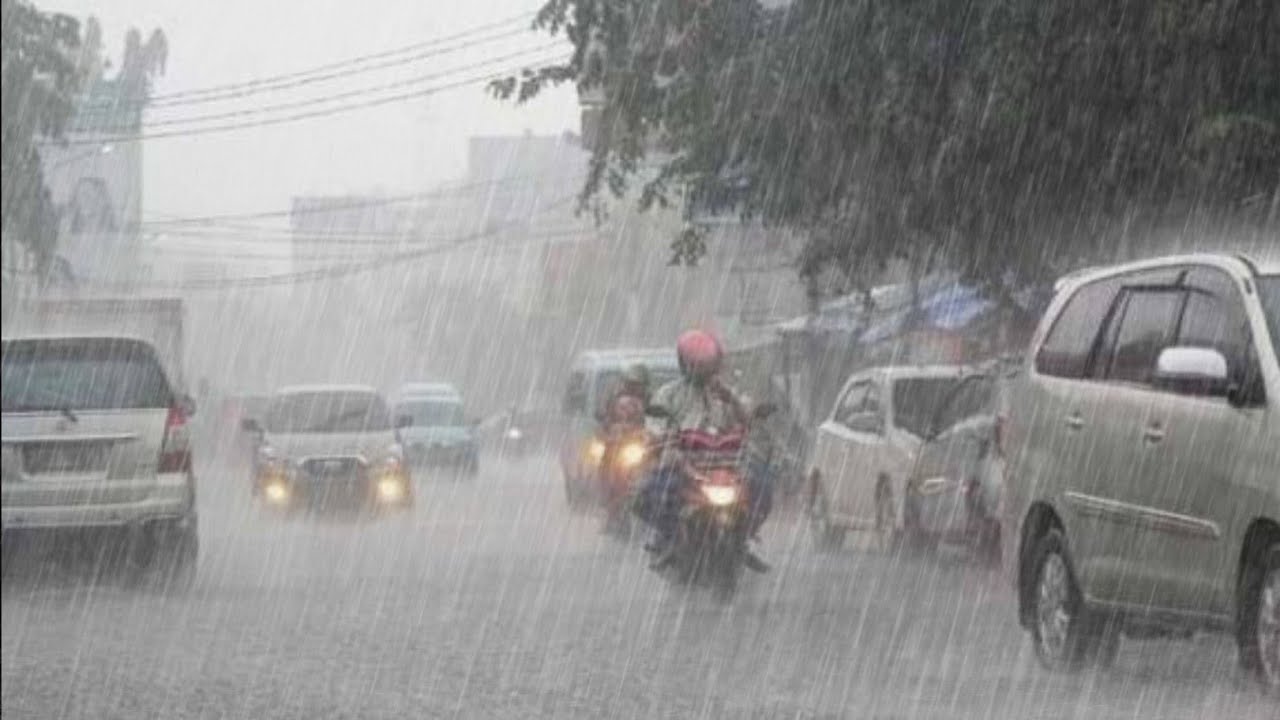 САМЫЙ СТРАШНЫЙ И ЛЕДЯНОЙ ЛИВЕНЬ, КОТОРЫЙ ЛЮБИЛИ МИЛЛИОНЫ