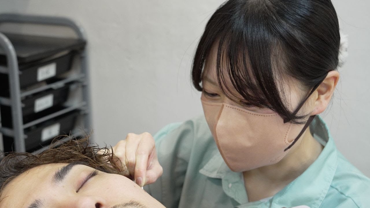 【耳掃除】理容女子の耳かきでぐっすり寝れる