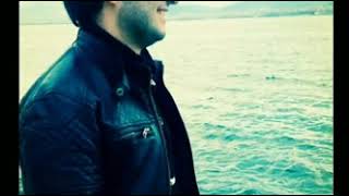 Deniz Üstü Köpürür Gitar Eşliğinde