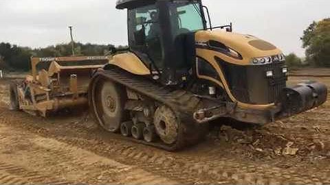 TOOMEY 3500B Scraper digging ripped shale rock.