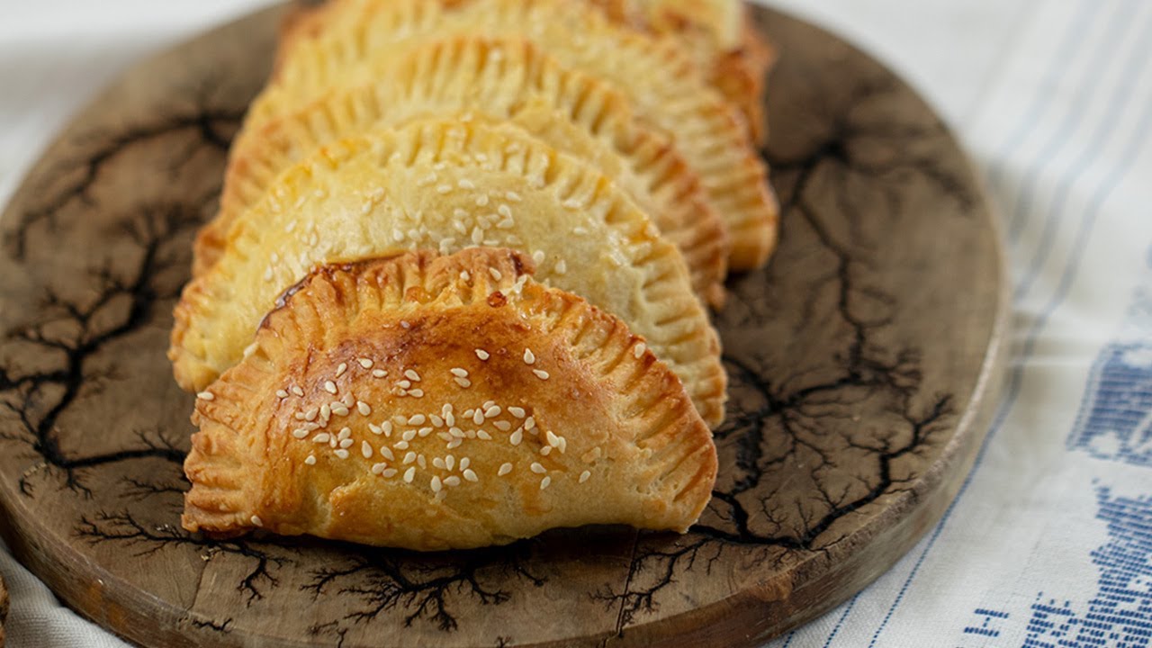 Tiropitakia Kourou – The Best Greek Cheese Pies You’ll Ever Make!