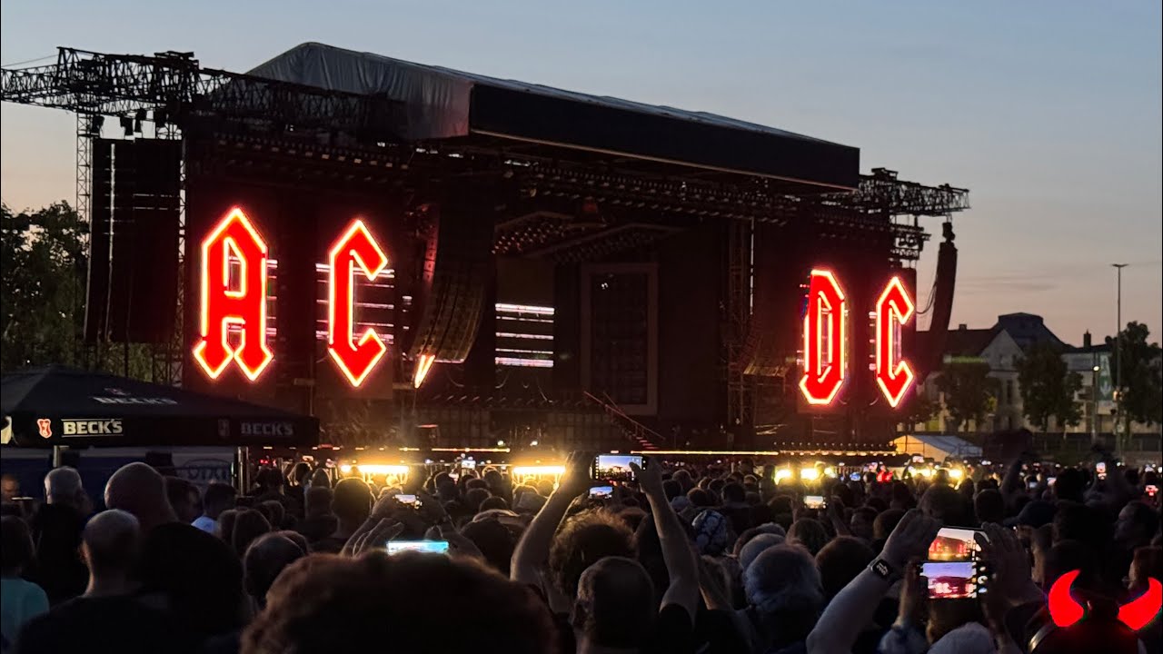 AC/DC „Highway to Hell“ Live @ Cannstatter Wasen Stuttgart 2024 (4K HDR ...