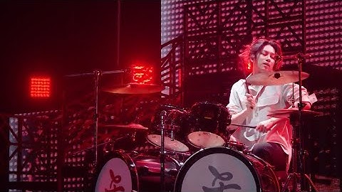 SUPER SHOW 7 DVD - Mr. Simple (With Heechul on Drum)