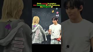 Jimin wanted to create a new handshake🤝 with Taehyung like Jungkook🤧