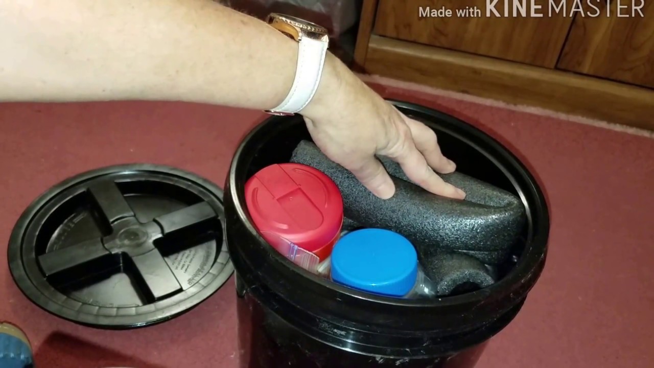 very compact, low budget, simple toilet system for any vehicle