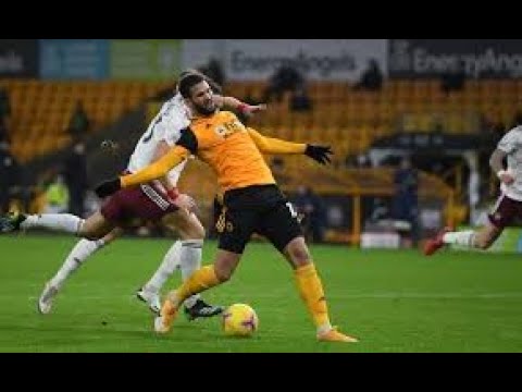 arsenal vs wolves redcard