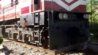 [17/07/2016] D18E - 603 kéo tàu hàng 2385 qua chắn Trương Phúc Phấn