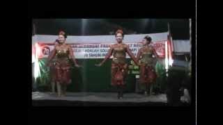 TARI NGAPOTEH BY RT 4 RW 2