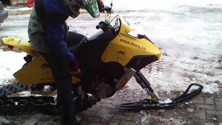 SNOWHAWK 300CC; HIVER2013; PILOTE JEFFREY BOIVIN