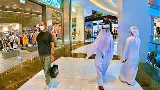 Walking Tour in The Dubai Mall