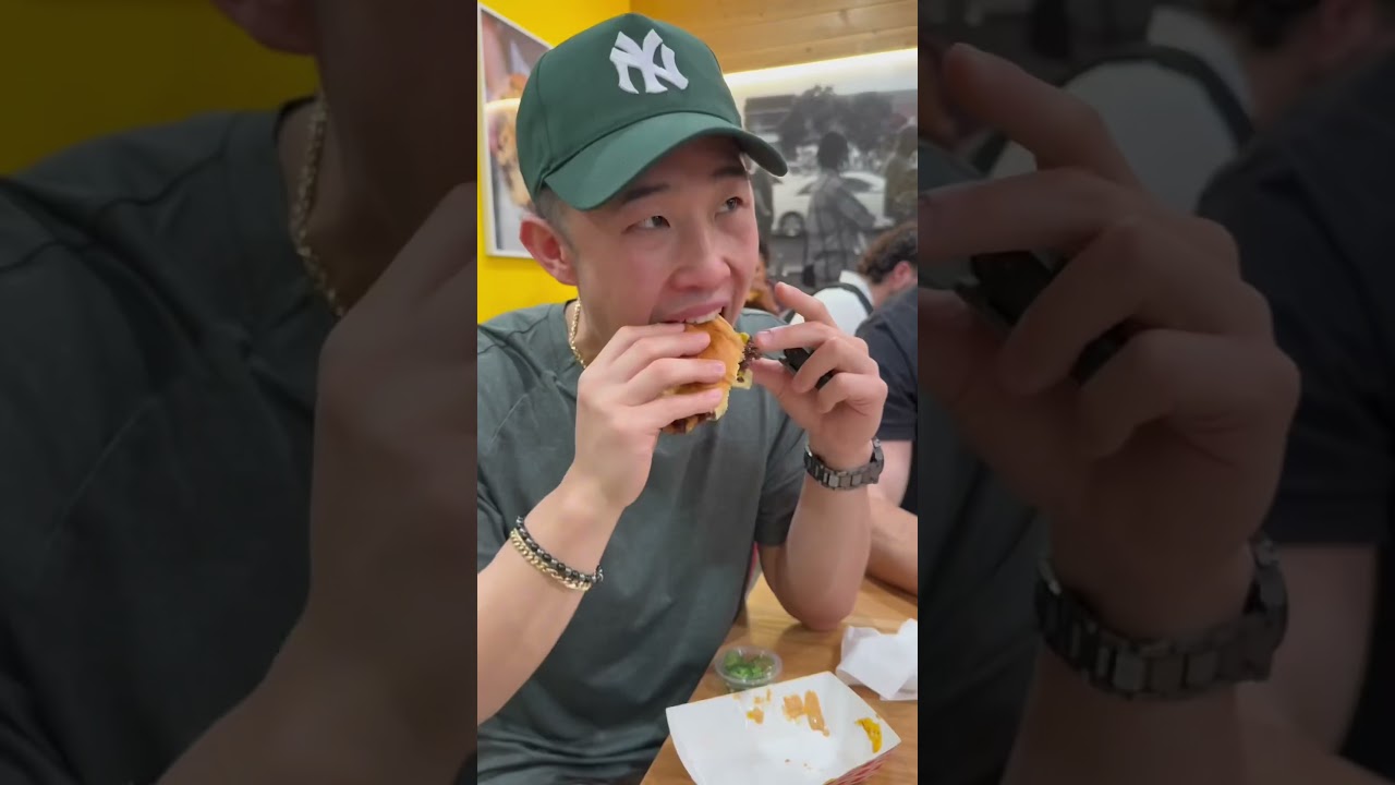 Easy Street Burger #burger #foodreview #shorts