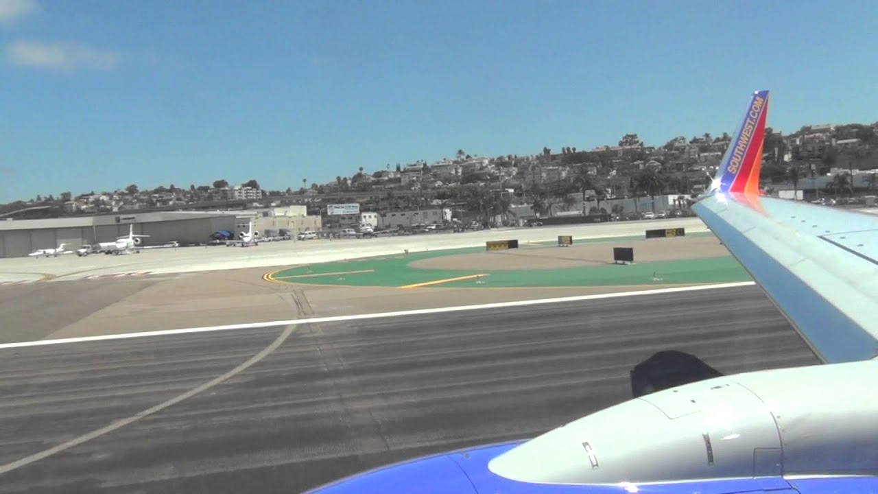 Southwest Airlines 737-800 takeoff San Diego - YouTube