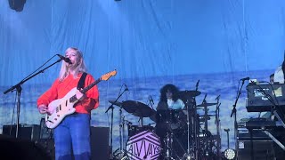 Alvvays - After the Earthquake (Live @ New Century, Manchester)