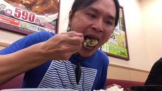 汗っかきが松屋の「ごろごろ煮込みチキンカレー」を食べてみた結果