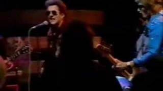 The Clash - Tommy Gun chords