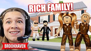 ADOPTED BY A RICH FAMILY!! **BROOKHAVEN ROLEPLAY** | JKREW GAMING screenshot 1