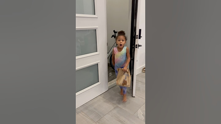 Dad catches daughter ordering food off his phone #shorts
