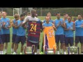 Barcelona Fan Kobe Bryant Meets His Heroes In California Exchanges Shirts With Andres Iniesta