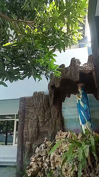 Goa Maria di Pojok Halaman Depan SMAK Karitas 3 Darmo Permai Surabaya #tomsaptaatmaja #cover