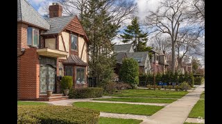 Living in Jamaica Hills, NY: The Ultimate Local Guide | Homes.com