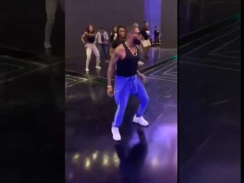 Clip Le Clip Par Hasard De Ferre Gola Promet Electriser Kinshasa