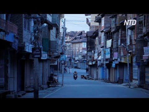 Улицы Джамму и Кашмира опустели из-за военной блокады