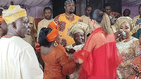 MADAM SAJE & SIBLINGS COMPLETE DANCE WITH PASUMA ON STAGE