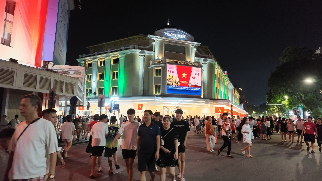 Hanoi Old Quarter Evening Stroll: Celebrating Vietnam National Day – Video