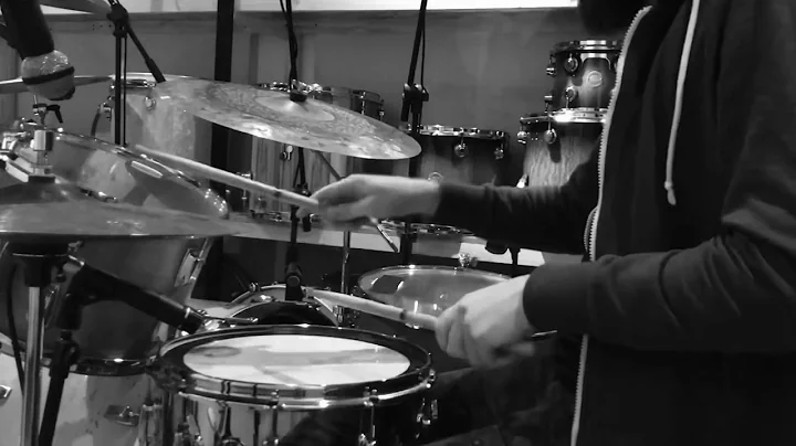 TRACKING DRUMS ONLINE BOW BY PAULA ROSEN // ROBER ...