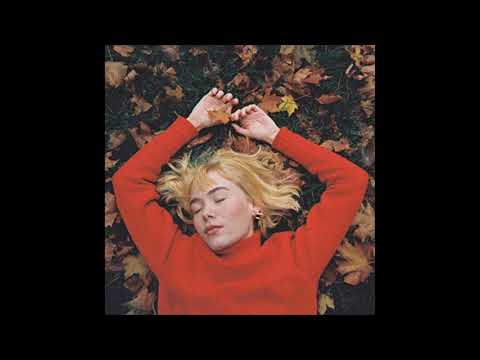 Girl in Red - We Fell In Love In October