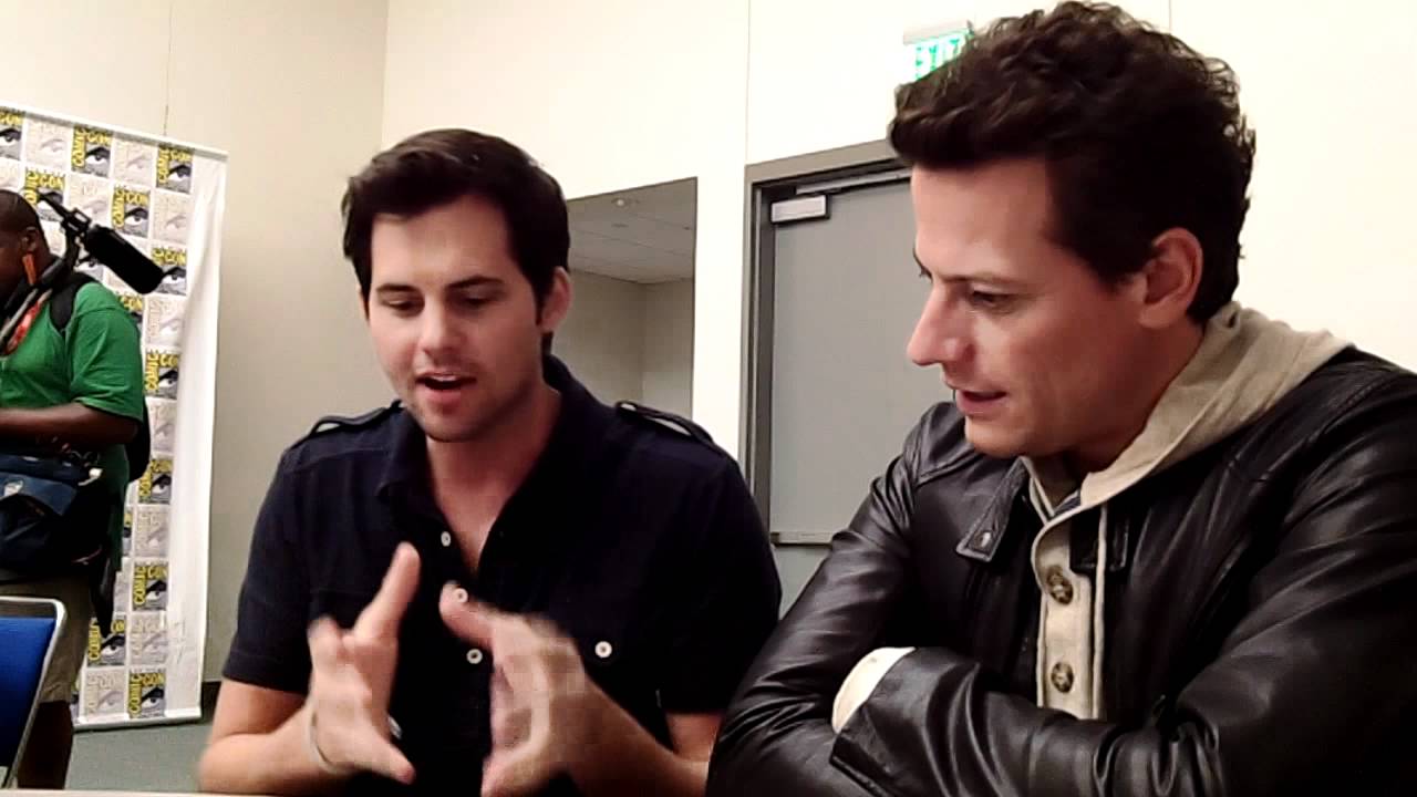 Kristoffer Polaha And Ioan Gruffudd Talk Ringer At Comic Con 2011 Youtube