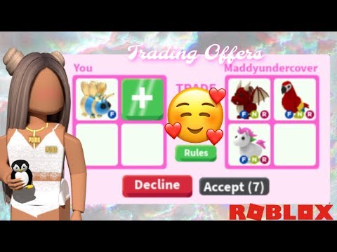 What People Trade For Queen Bee Pet In Adopt Me Trading In Adopt