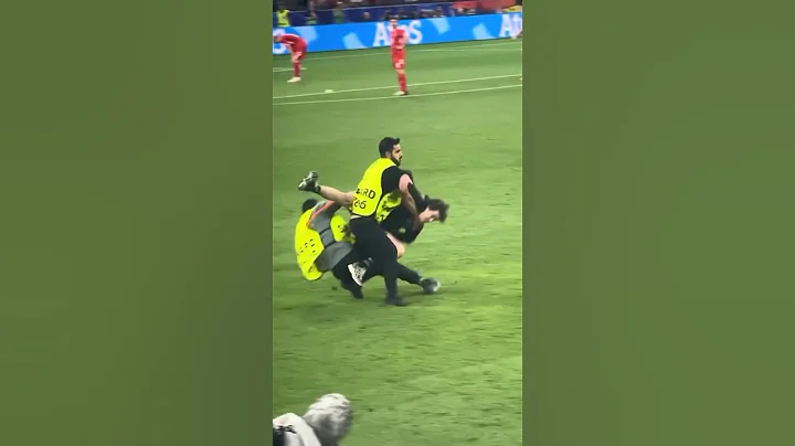 Security Guard Gets ARRESTED! 😳