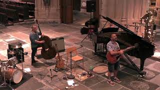 &#39;Lucky&#39; by Rock n Roll Angels, live at Bath Abbey, August 2022