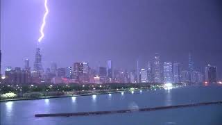 Lightning strikes Willis Tower in Downtown Chicago