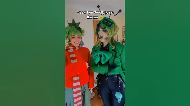 And then Vee dies floor 1 🥰 @newtsip #dandysworld #vee #sprout #roblox #cosplay #meme #dandy
