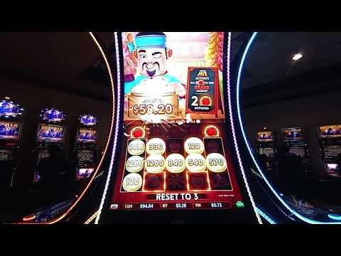 How to handle dice on a craps table #craps #casino
