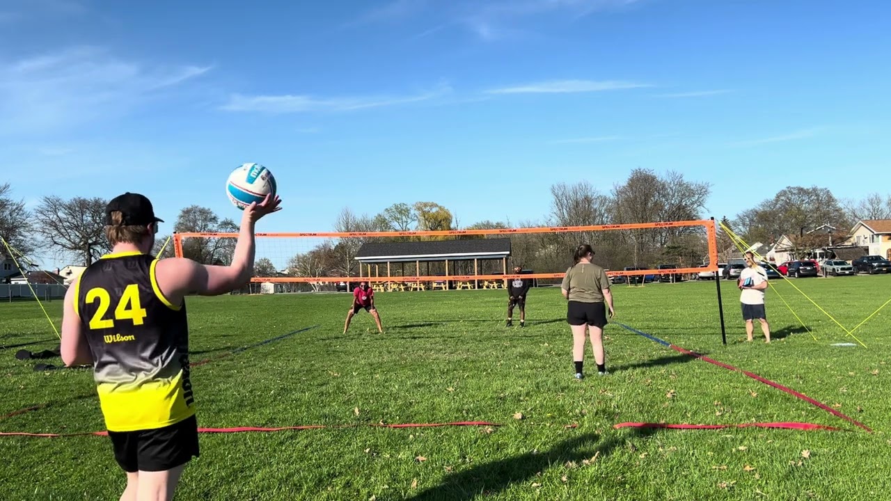 Austin & Katherine vs Kingsley & Ali - Week 1