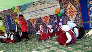 Drama musikal guruku tersayang
