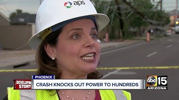 Hundreds without power after car crashes into Phoenix power pole