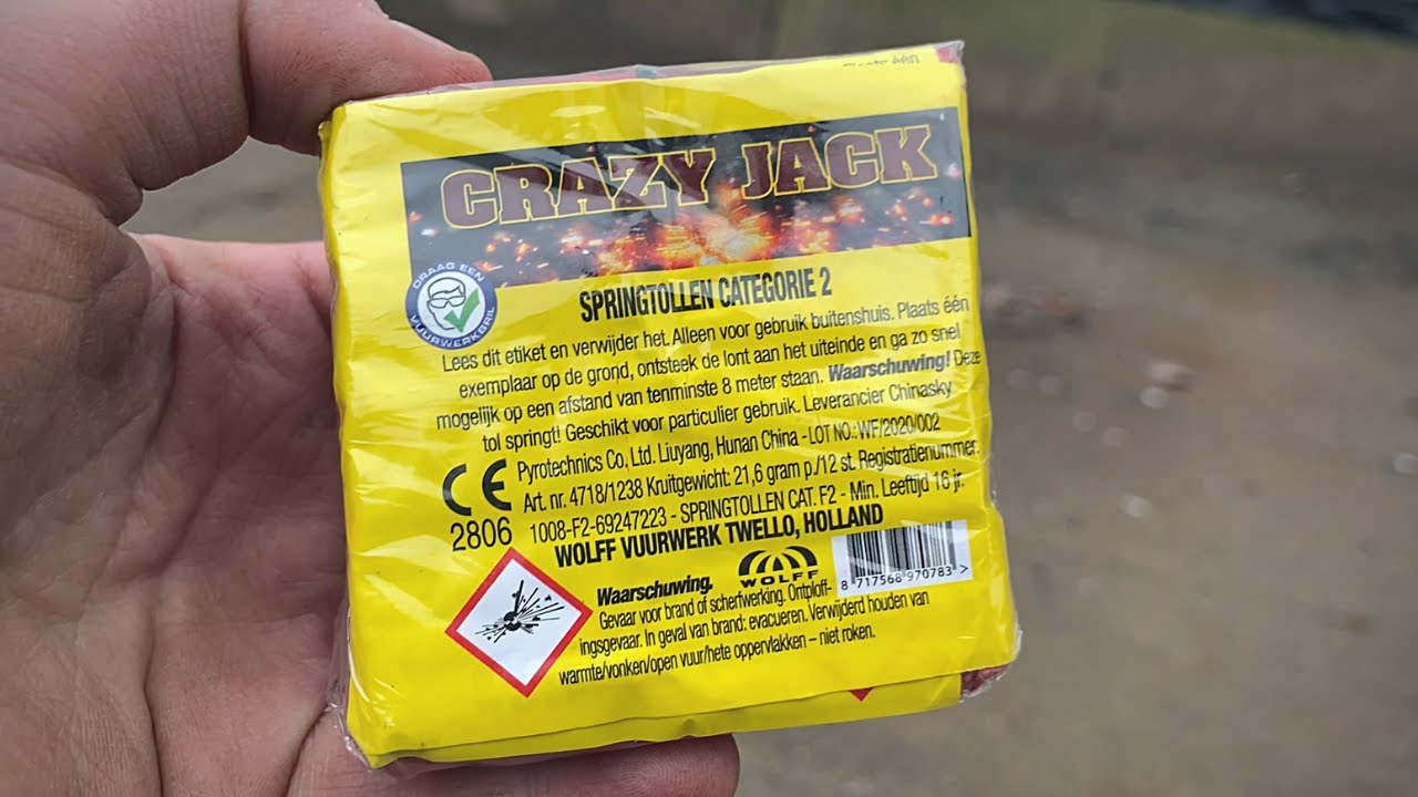 Crazy Jack | 12 stuks | Wolff Vuurwerk - YouTube