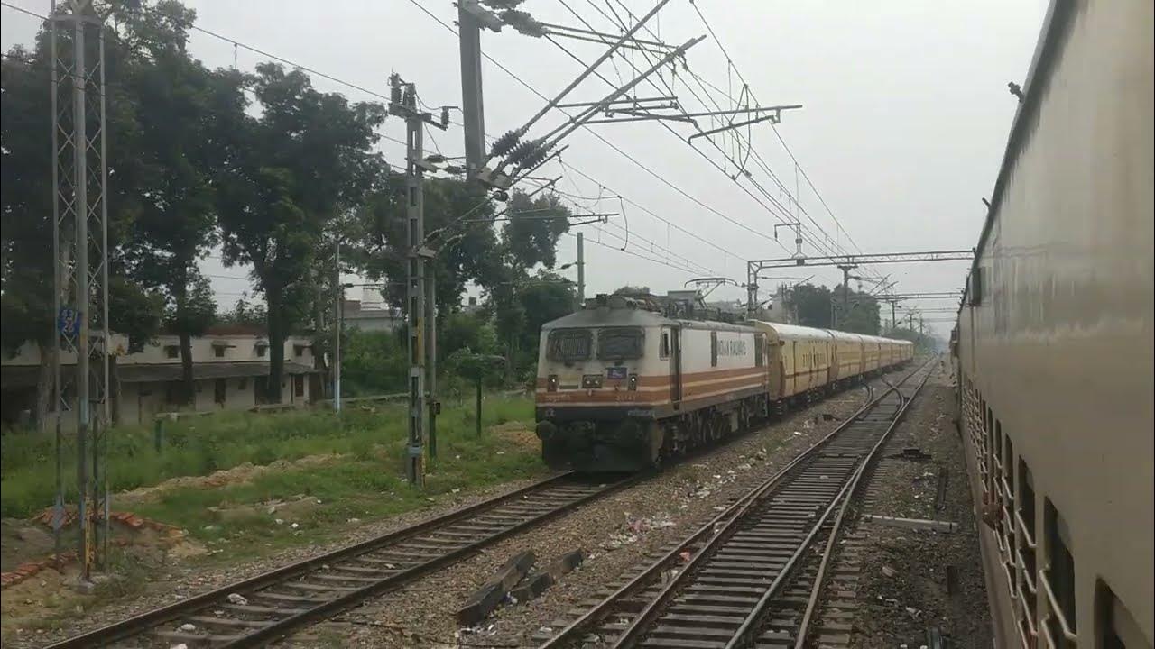 Jalandhar kaint pecinjer crossing ( Malwa Express ) super fast train