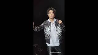 Димаш - Концерт Прага! Веселое, трогательное видео! Dimash - Concert Prague! Funny, touching video!