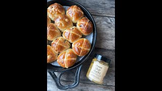 Dazs Hot Cross Buns With Chocolate Spent Cumquat Jam Glaze
