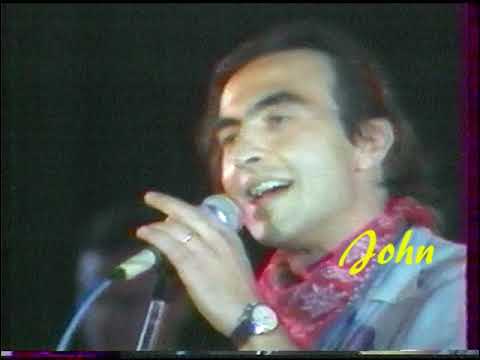 Τρελή κι αδέσποτη Νίκος Παπάζoγλου Video Live 1986 - YouTube