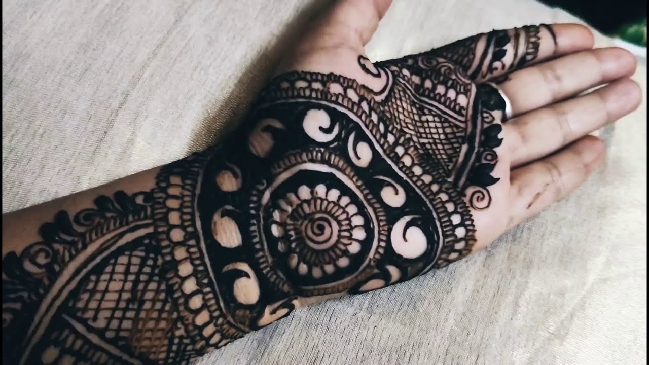 simple and quick mehndi designs|| engement mehndi designs - YouTube