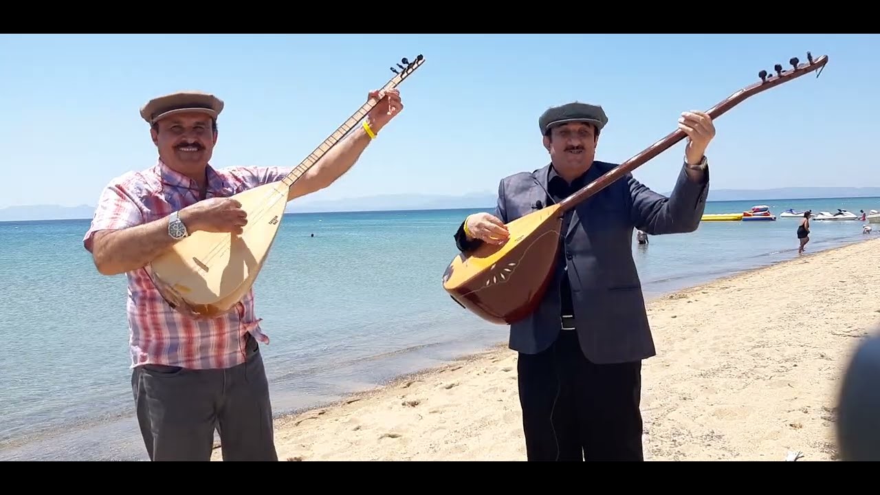 Aşıkları Güneş Çarptı Galiba, Ağzına Geleni Söylediler Atışmada..