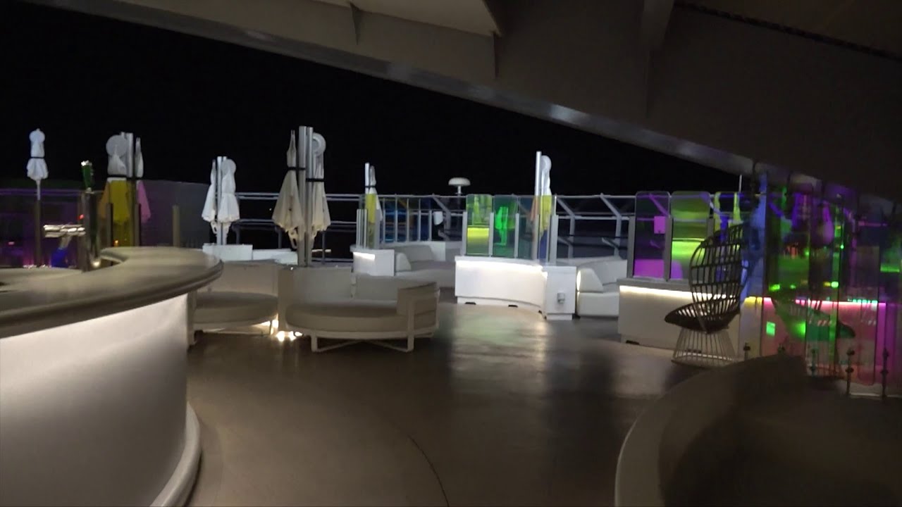 Scarlet Lady: Richard’s Rooftop Tour (4K) - YouTube