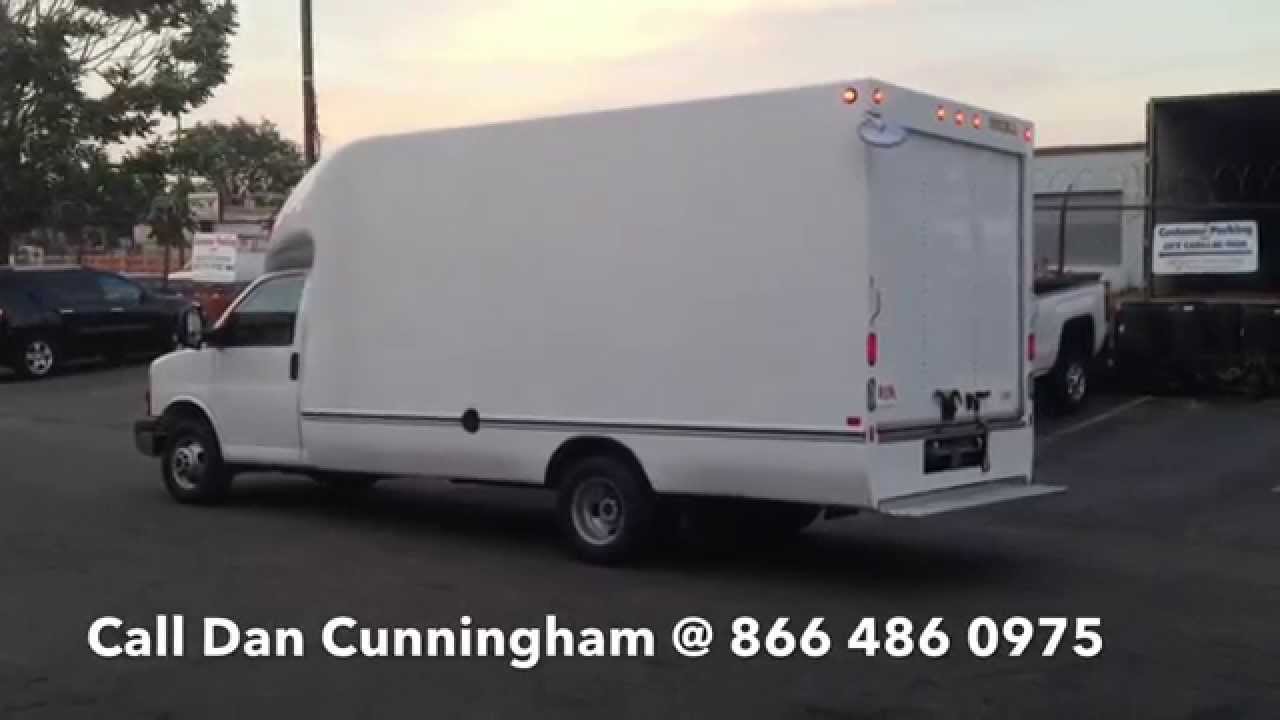 2015 GMC Savana 16' Box Truck / Cube 